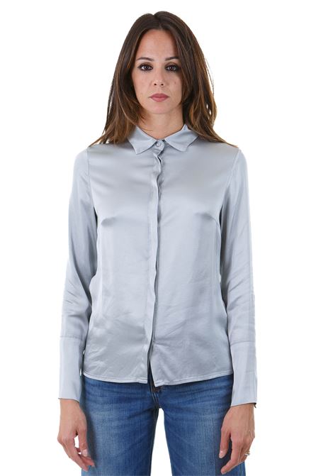 Camicia slim satinata colletto francese